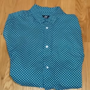 Long sleeve button up shirt.